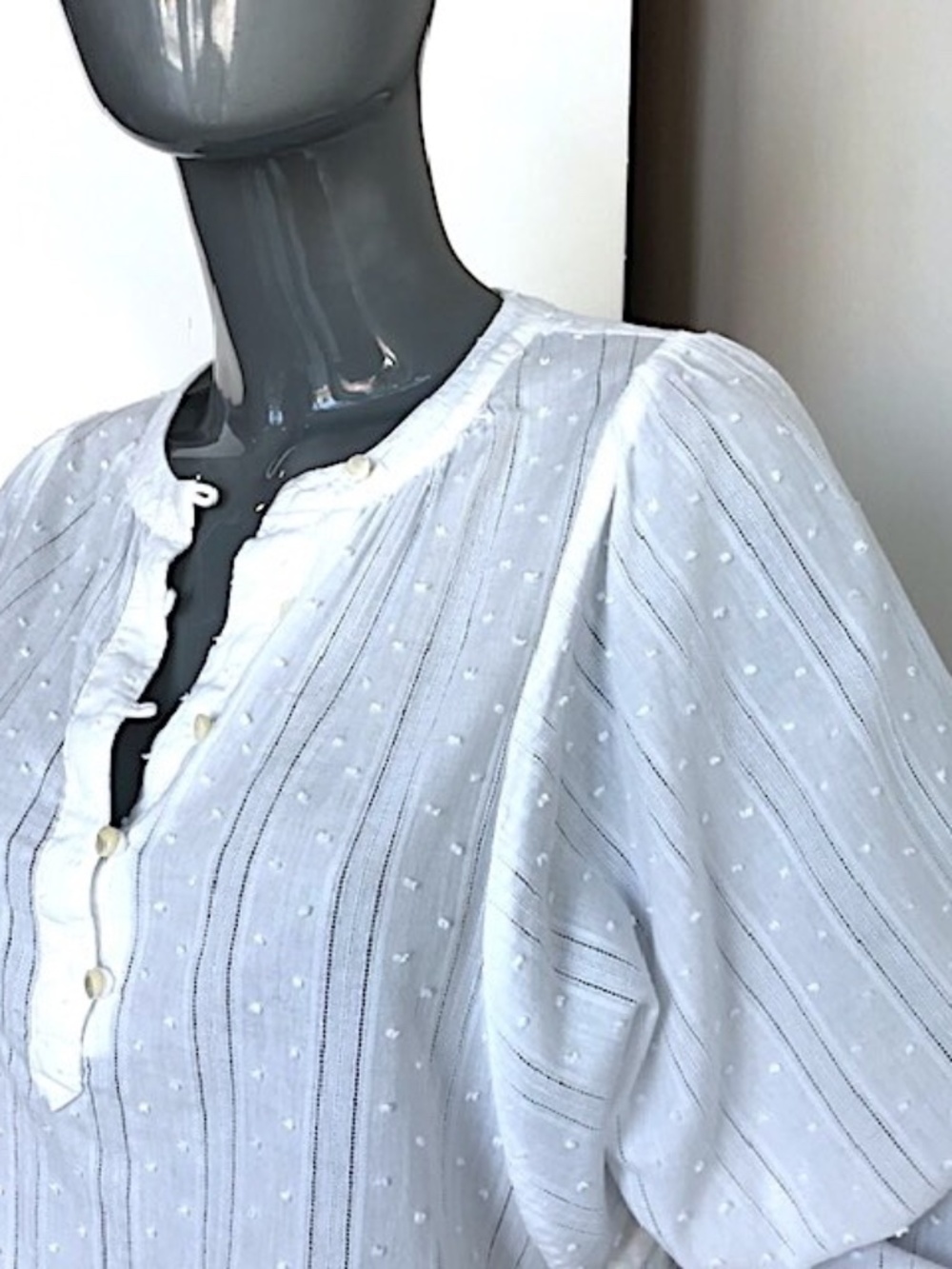 ALEX MILL Swiss-Dot Cotton Partial-Button-Front Popover Blouse in White EUC/ XS